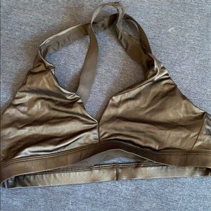 Black crisscross sports bra